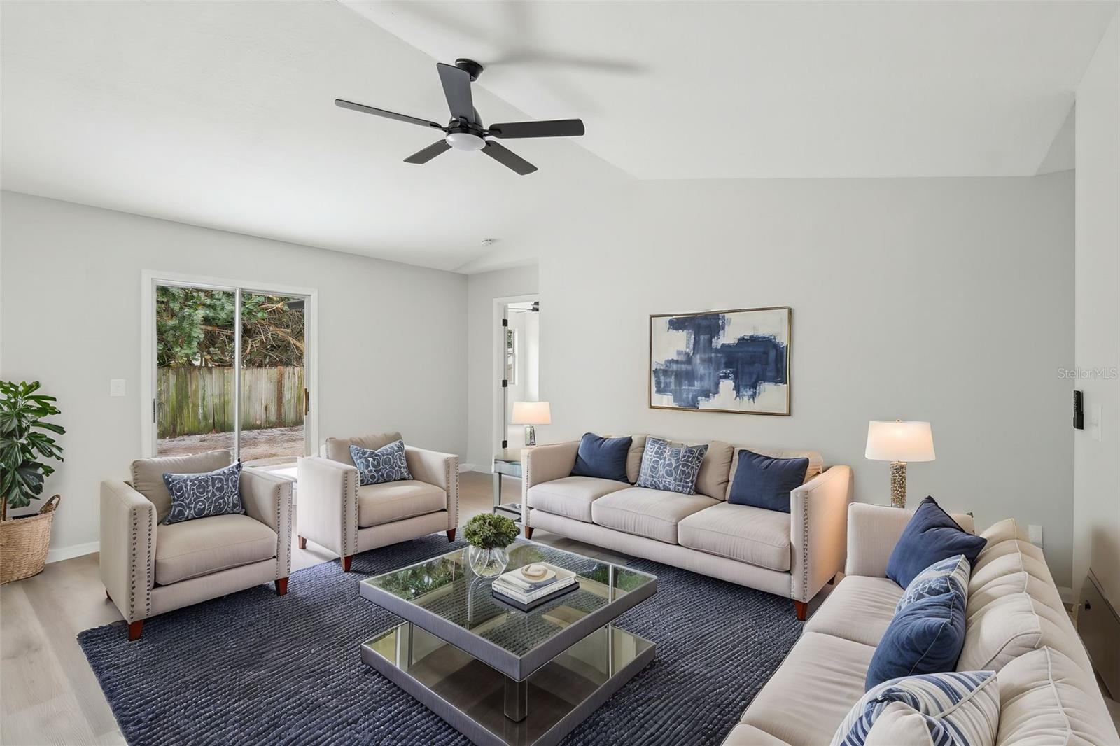 1055 9TH SQ, VERO BEACH, FL, 32960