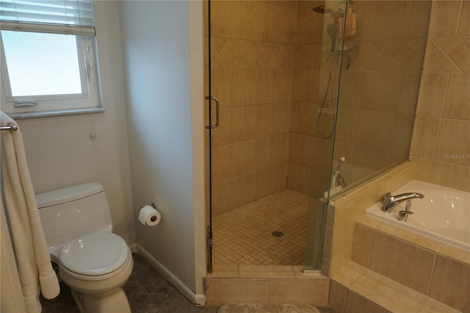 12946 88TH AVE, SEMINOLE, FL, 33776