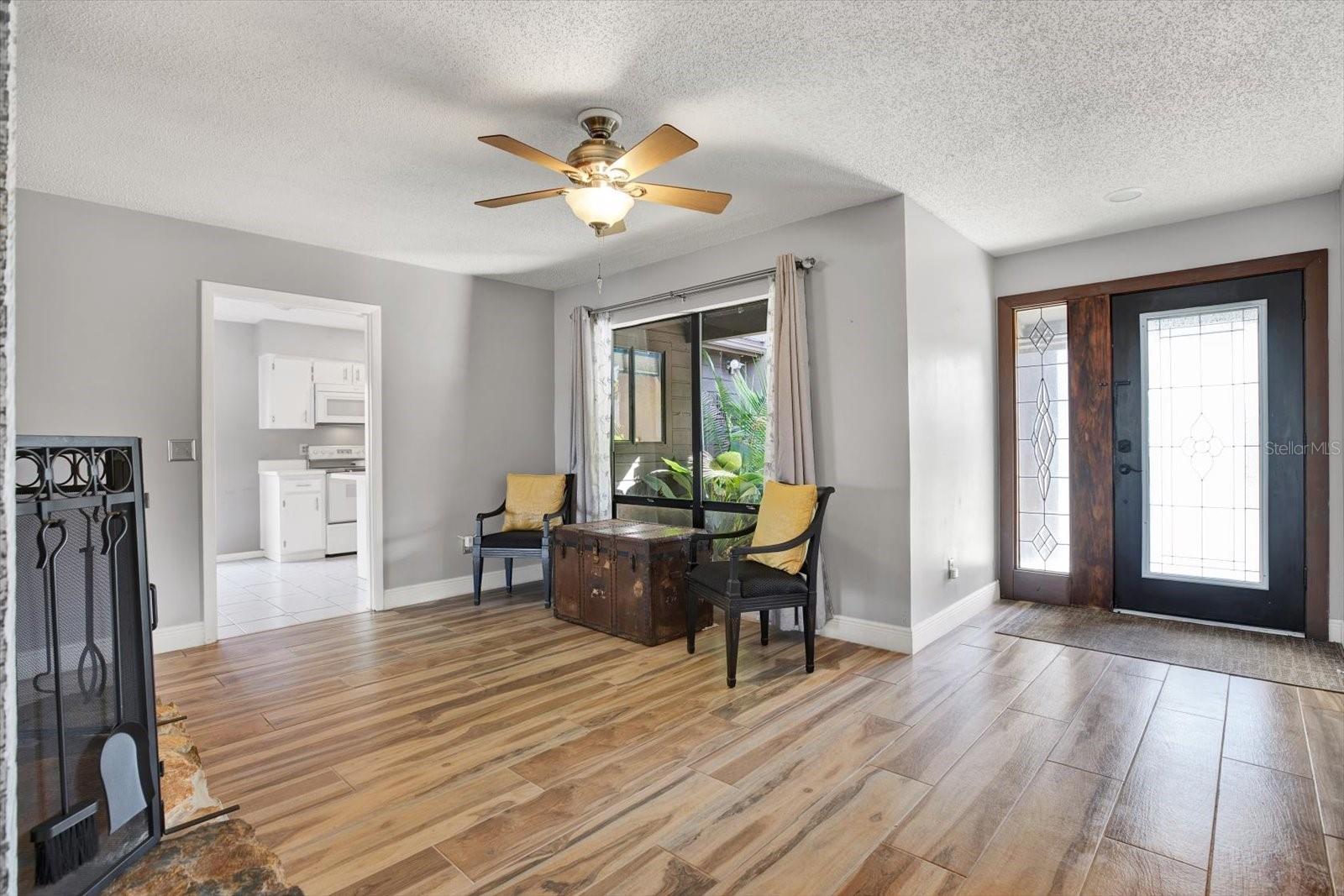 8304 PALMA VISTA LN, TAMPA, FL, 33614