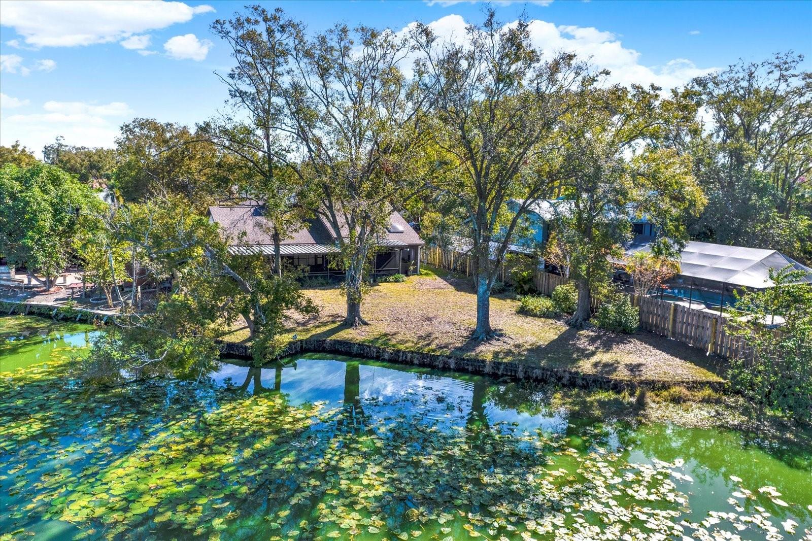 8304 PALMA VISTA LN, TAMPA, FL, 33614