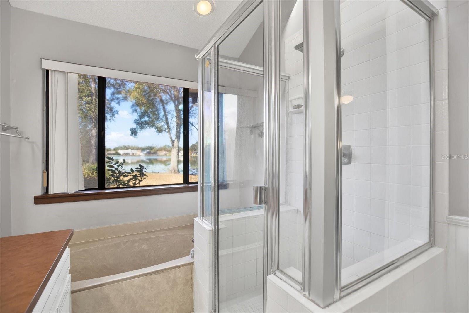 8304 PALMA VISTA LN, TAMPA, FL, 33614