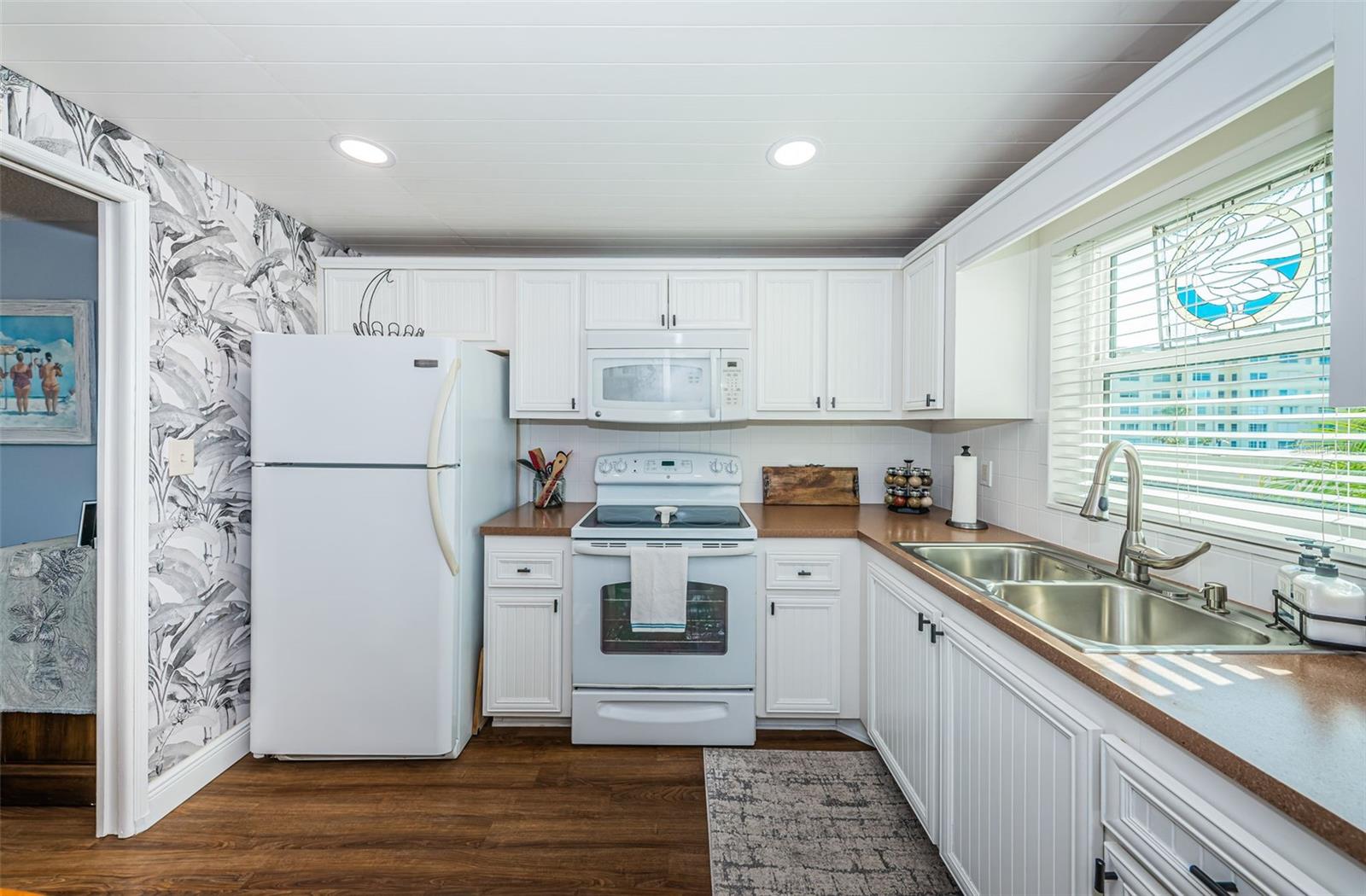 4725 COVE CIR #211, ST PETERSBURG, FL, 33708