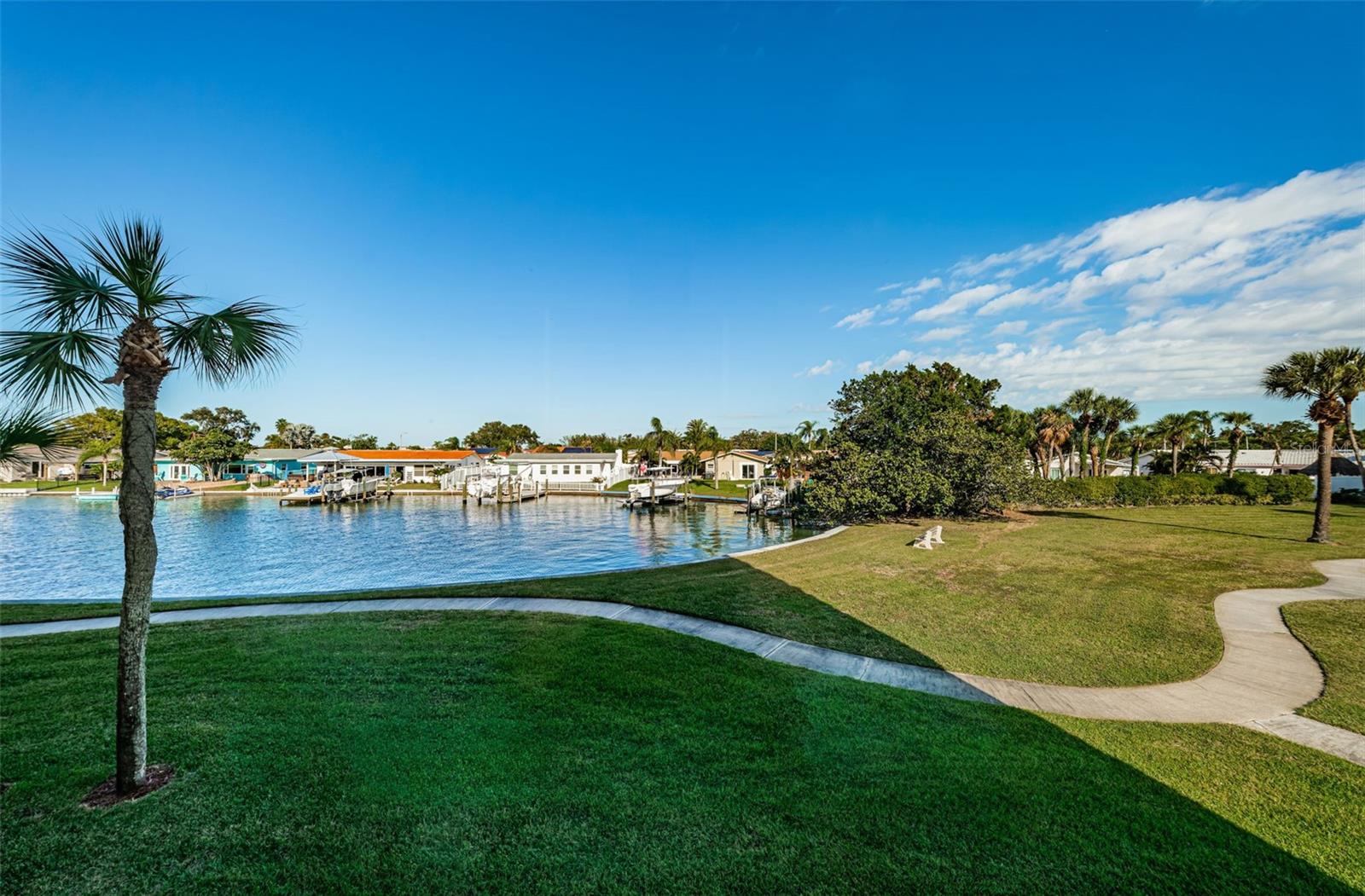 4725 COVE CIR #211, ST PETERSBURG, FL, 33708