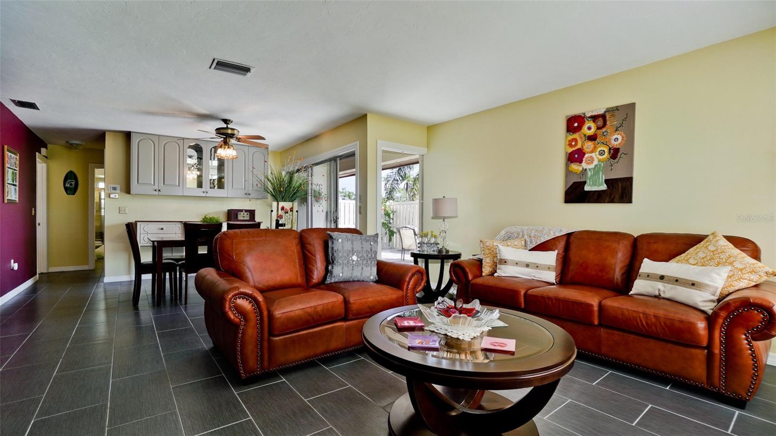 6405 AUBURN AVE #8, BRADENTON, FL, 34207