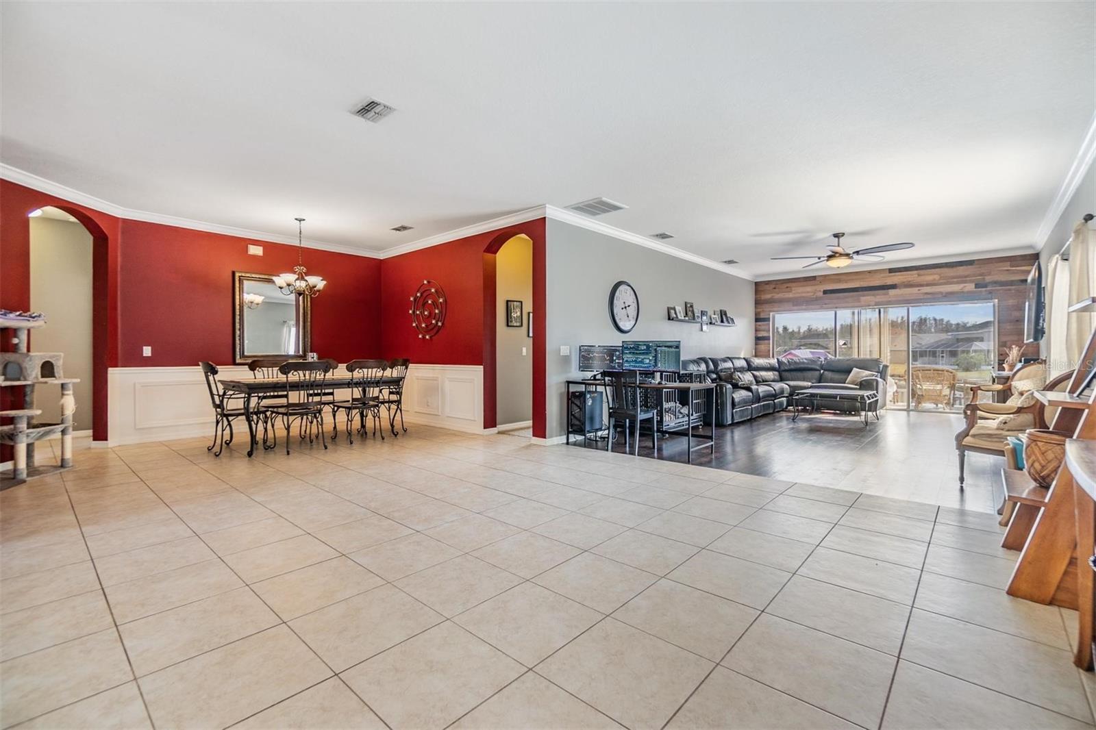 9109 OAK PRIDE CT, TAMPA, FL, 33647