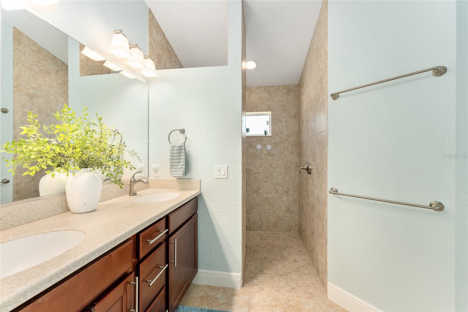 4987 BELTED KINGFISHER DR, OXFORD, FL, 34484