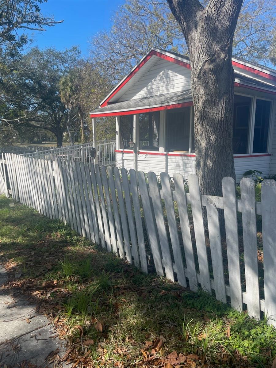 4335 QUEENSBORO AVE S, ST PETERSBURG, FL, 33711