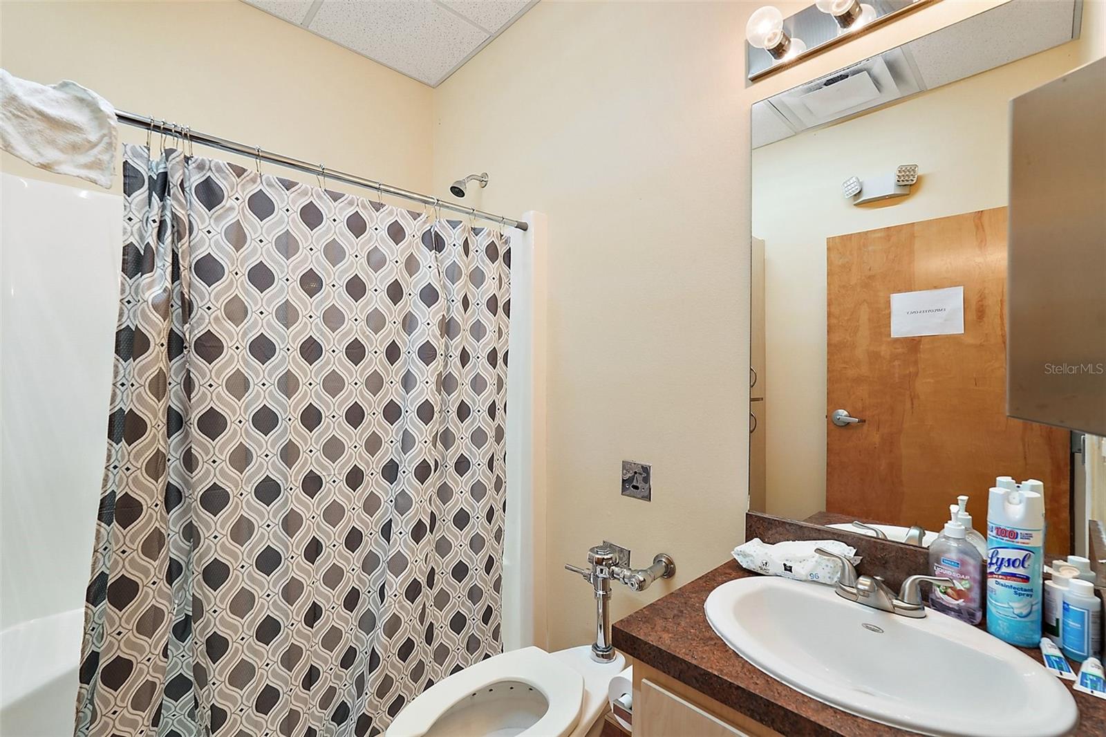 1414 E MAIN ST, LEESBURG, FL, 34748