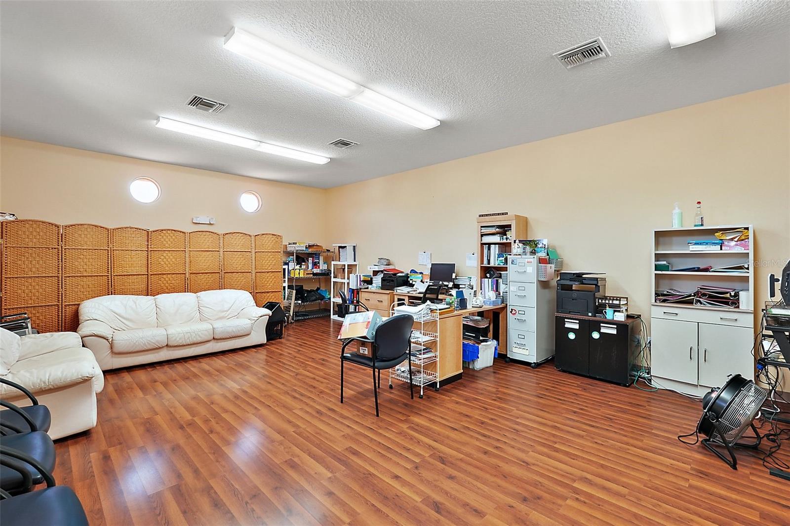 1414 E MAIN ST, LEESBURG, FL, 34748