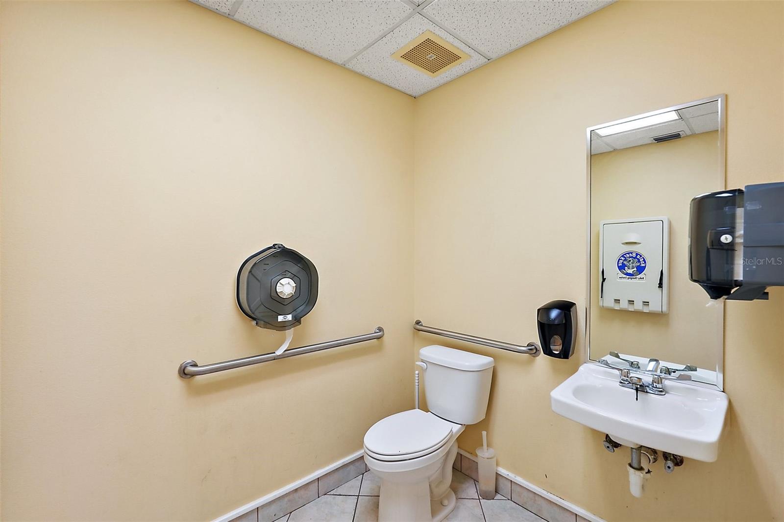 1414 E MAIN ST, LEESBURG, FL, 34748