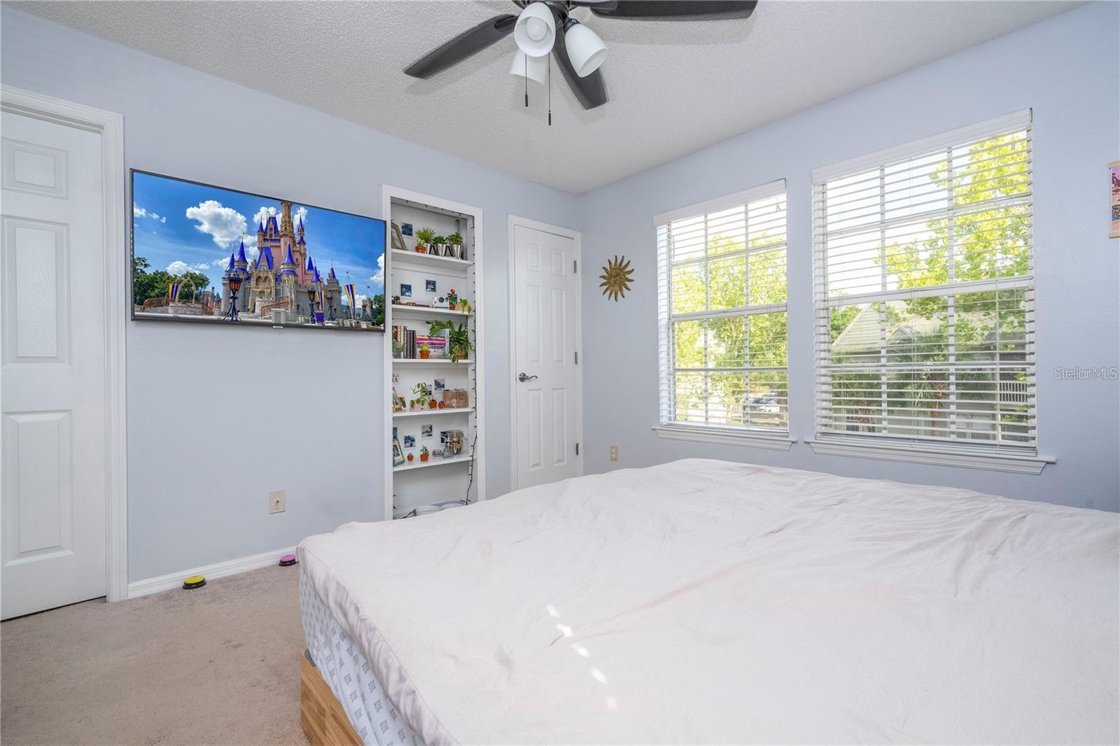 6142 WESTGATE DR #303, ORLANDO, FL, 32835