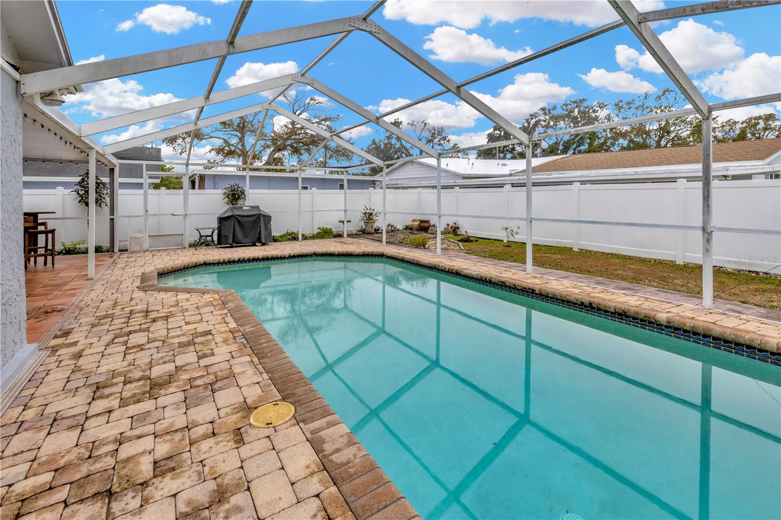 2502 N SAINT VINCENT ST, TAMPA, FL, 33607