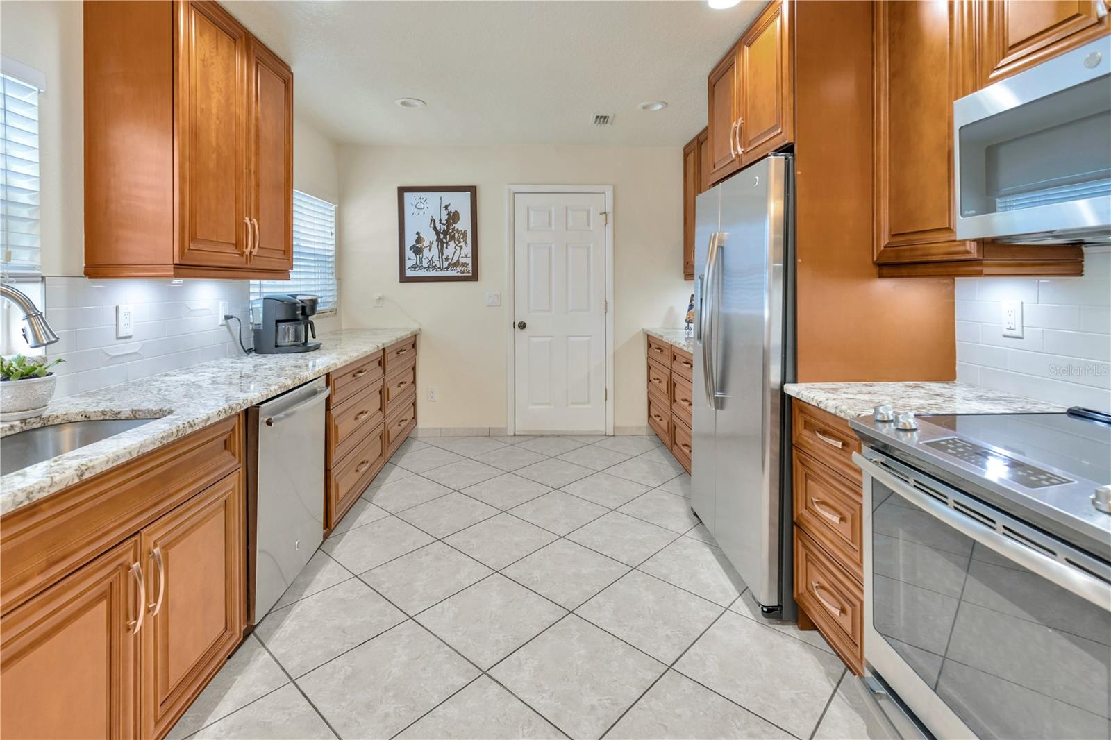 2502 N SAINT VINCENT ST, TAMPA, FL, 33607