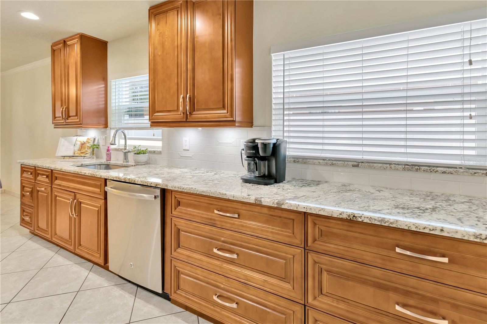 2502 N SAINT VINCENT ST, TAMPA, FL, 33607