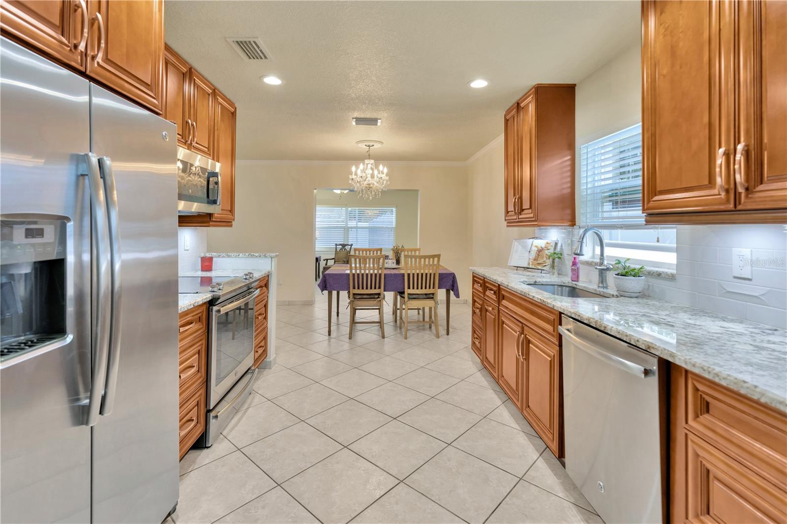2502 N SAINT VINCENT ST, TAMPA, FL, 33607