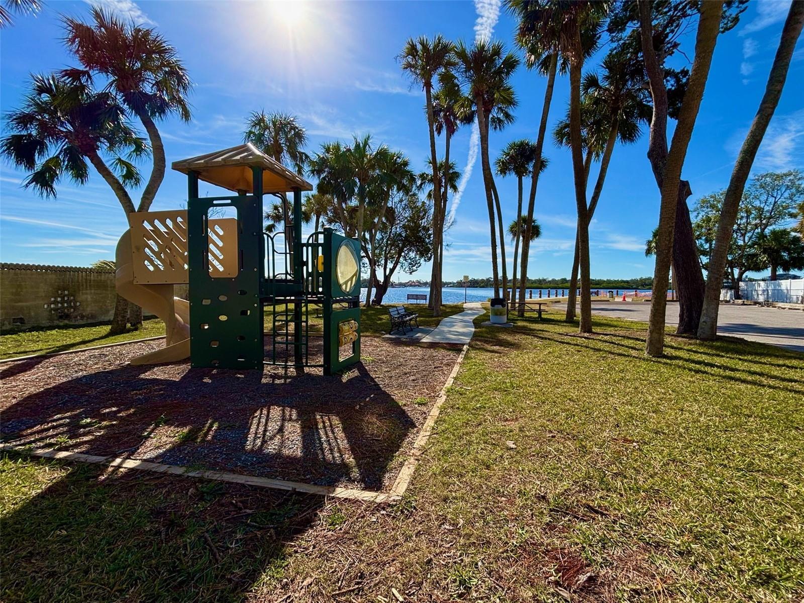 5211 MILLER BAYOU DR, PORT RICHEY, FL, 34668