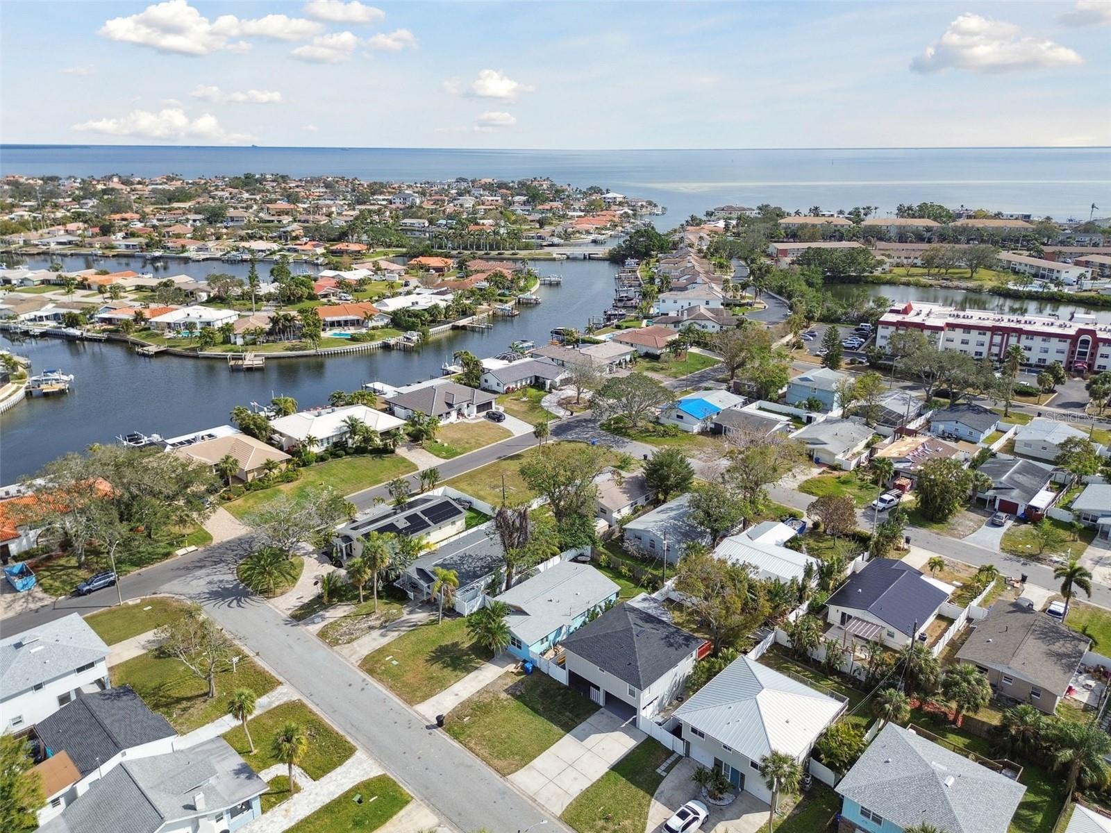 1866 MICHIGAN AVE NE, ST PETERSBURG, FL, 33703