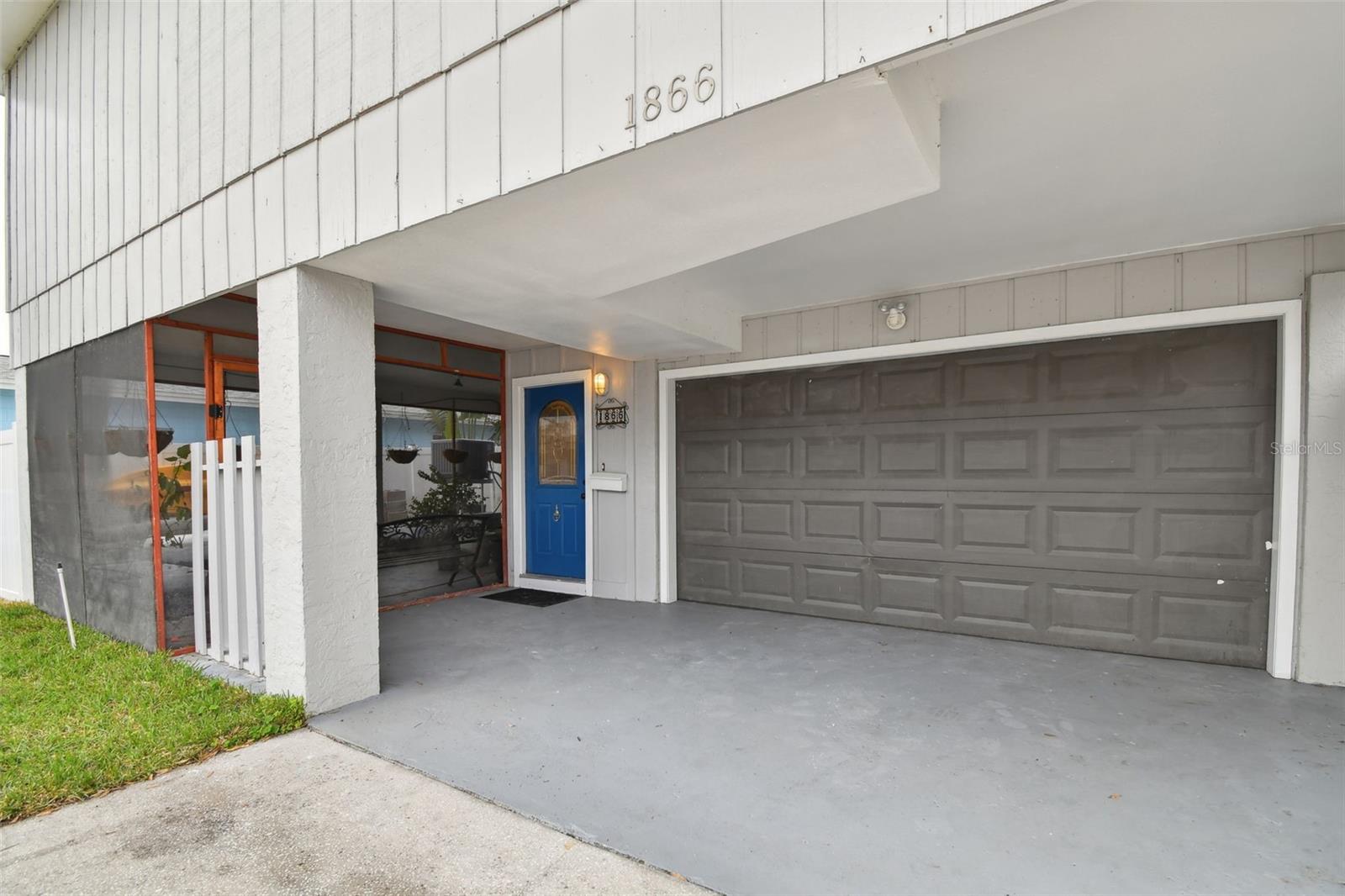 1866 MICHIGAN AVE NE, ST PETERSBURG, FL, 33703