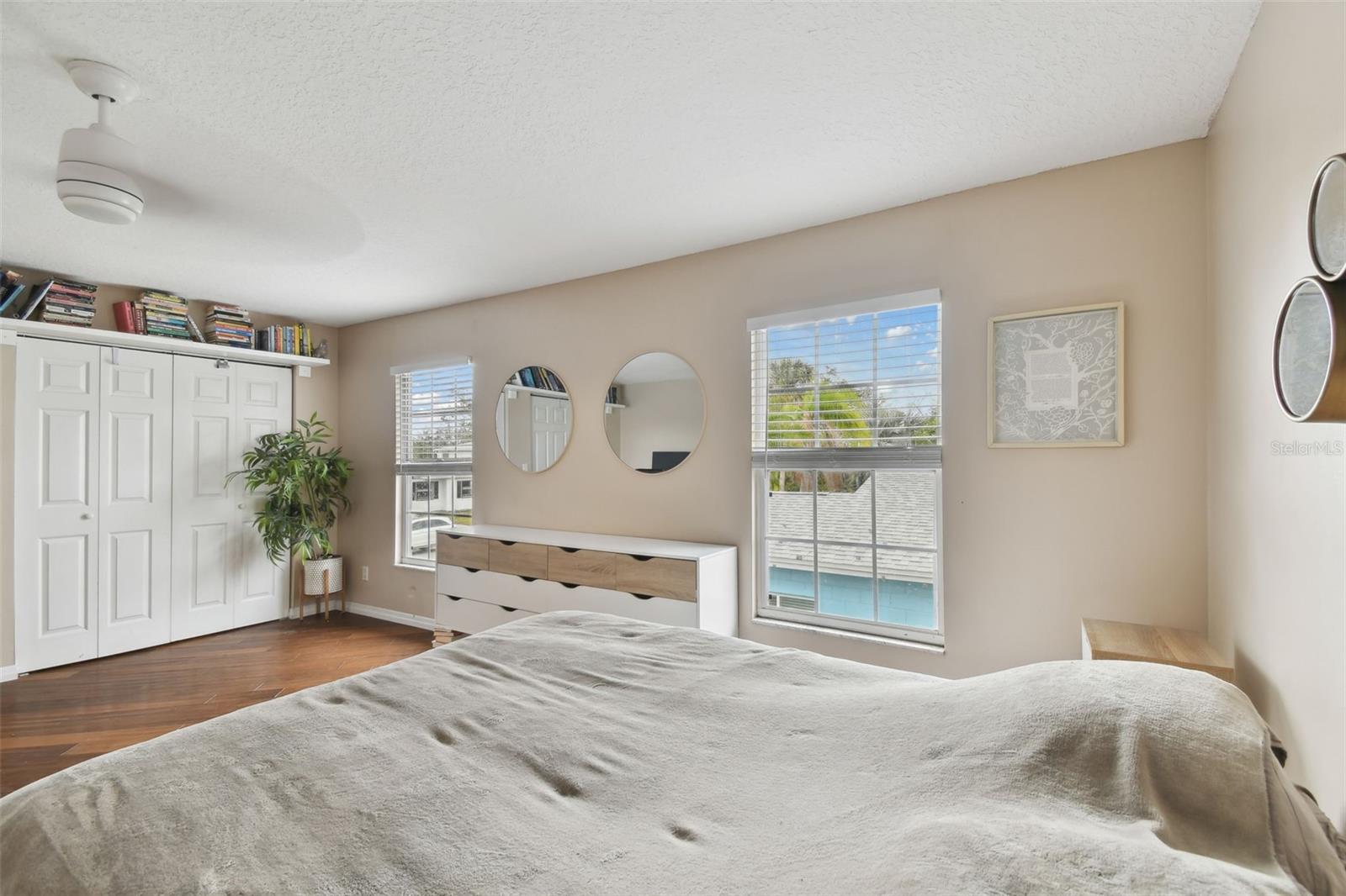 1866 MICHIGAN AVE NE, ST PETERSBURG, FL, 33703