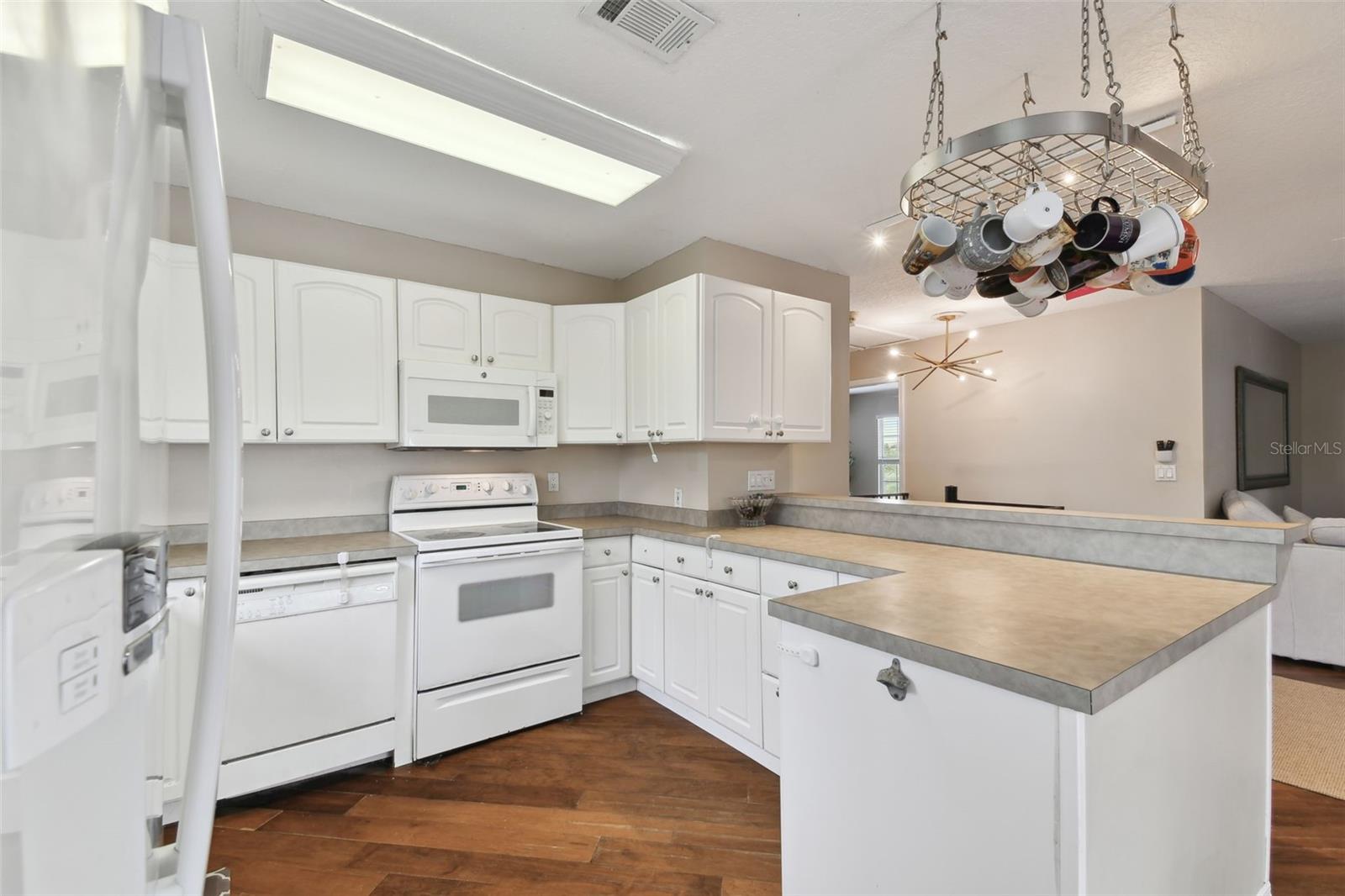 1866 MICHIGAN AVE NE, ST PETERSBURG, FL, 33703
