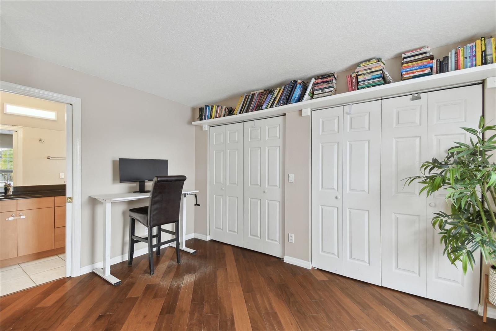 1866 MICHIGAN AVE NE, ST PETERSBURG, FL, 33703