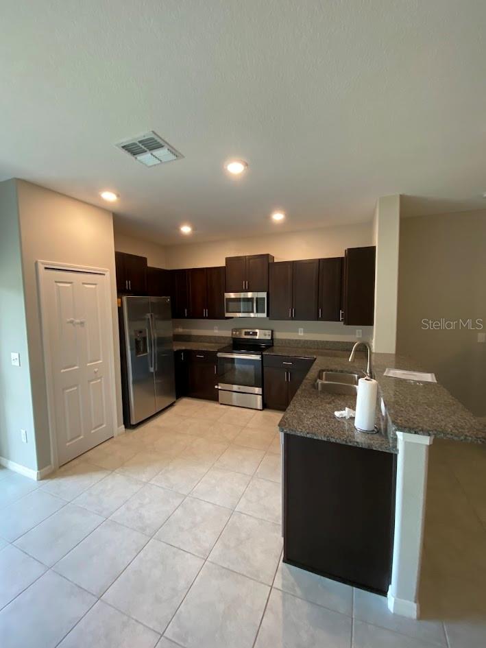 9658 MULBERRY MARSH LN, SUN CITY CENTER, FL, 33573