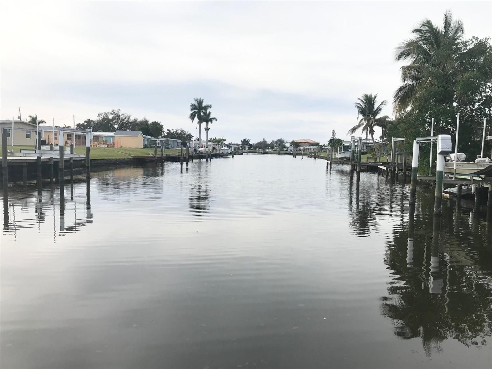 4127 GARDNER DR, PORT CHARLOTTE, FL, 33952