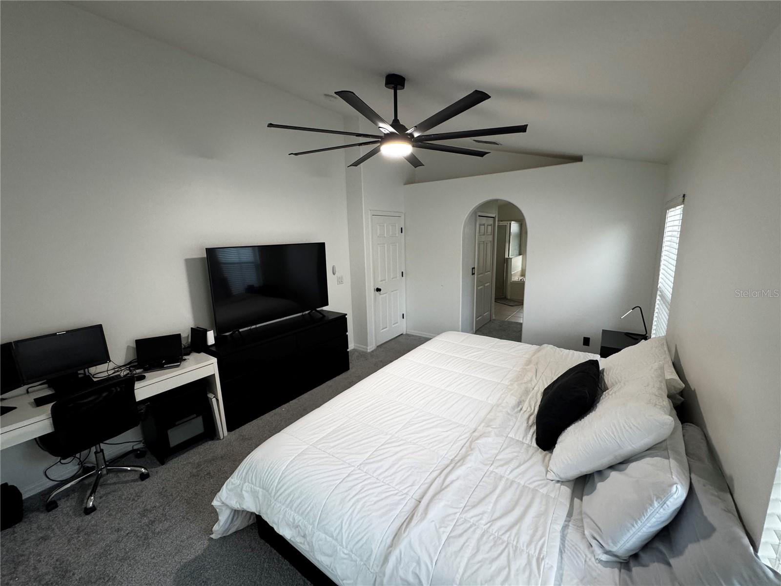 1042 CHAMBERLIN TRL, ST CLOUD, FL, 34772