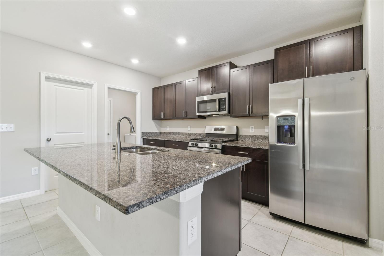 5452 RAINWOOD MEADOWS DR, APOLLO BEACH, FL, 33572