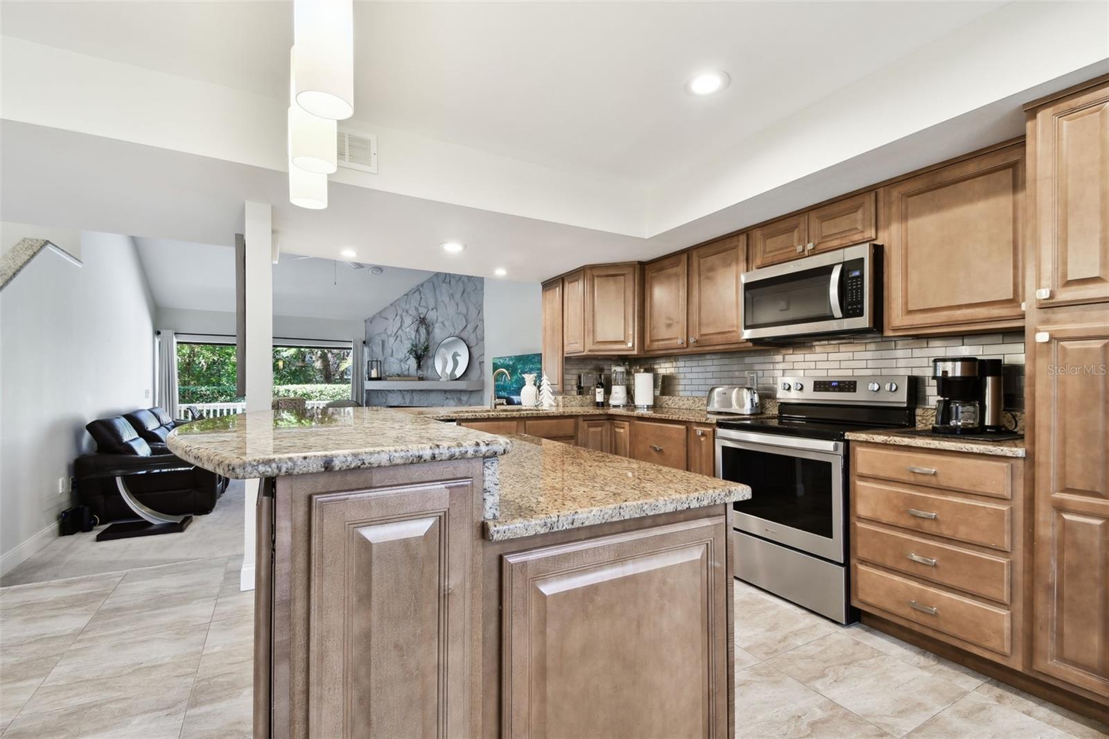 503 OLD MILL POND RD, PALM HARBOR, FL, 34683