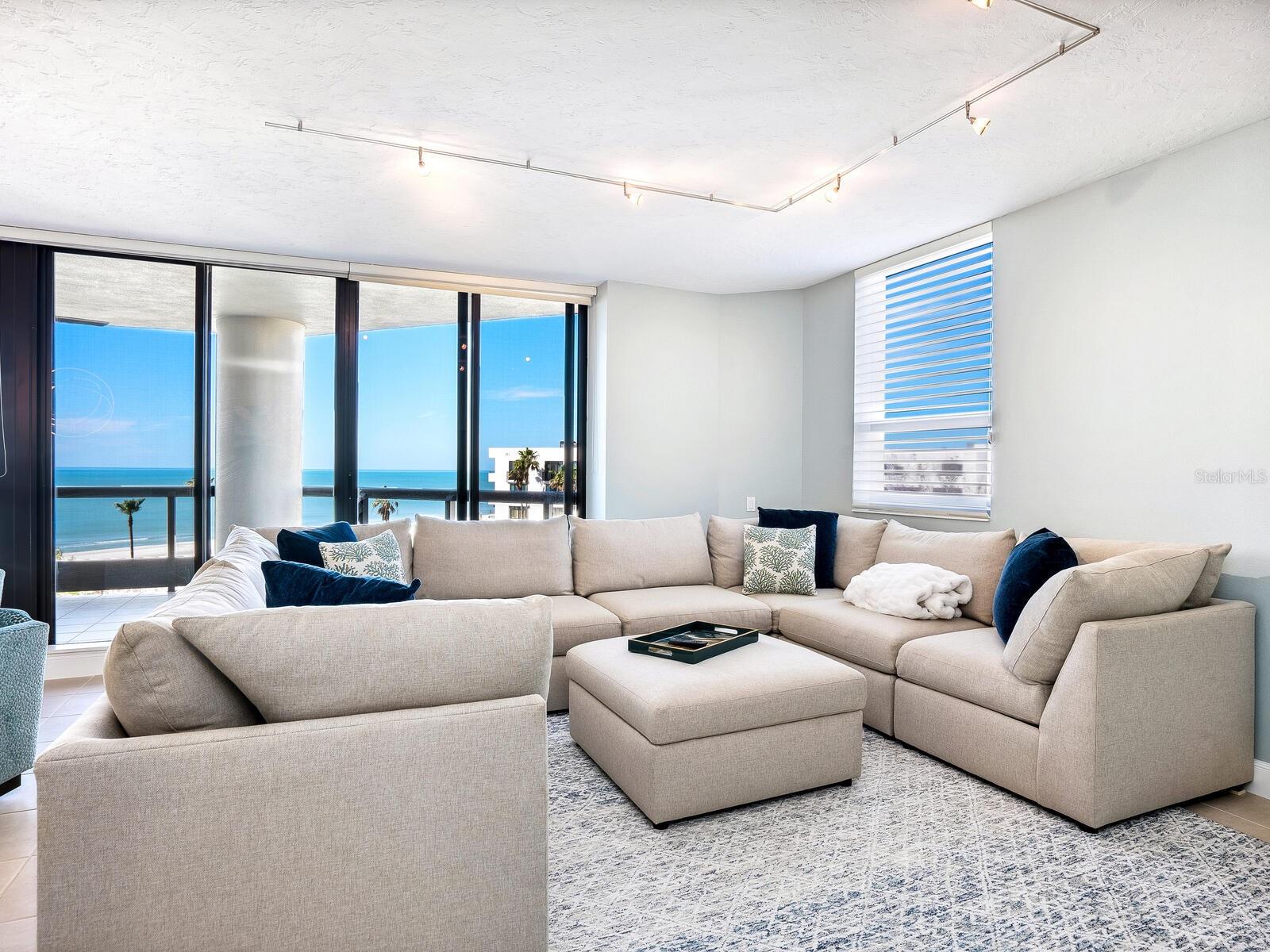 1281 GULF OF MEXICO DR #404, LONGBOAT KEY, FL, 34228