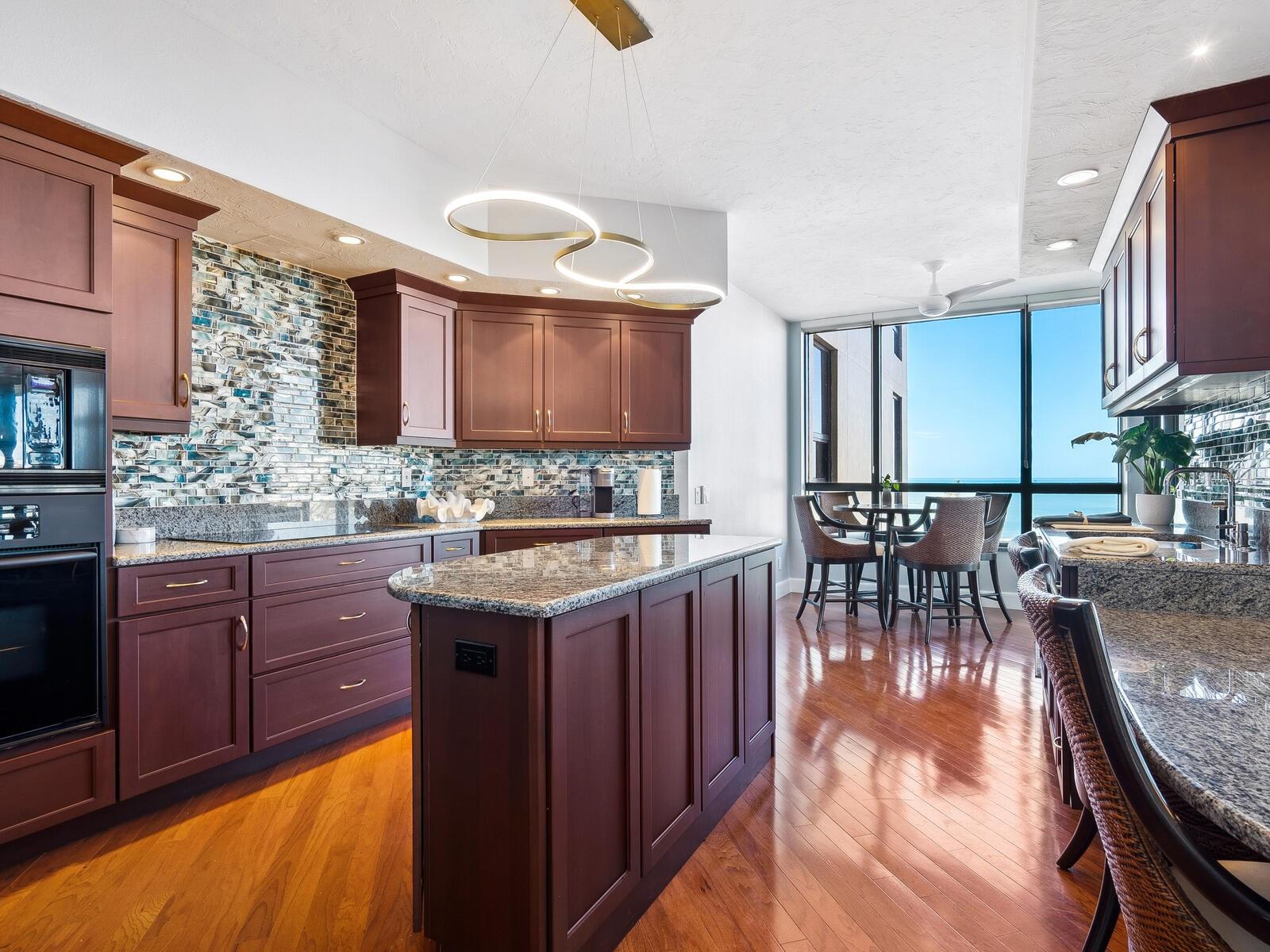 1281 GULF OF MEXICO DR #404, LONGBOAT KEY, FL, 34228