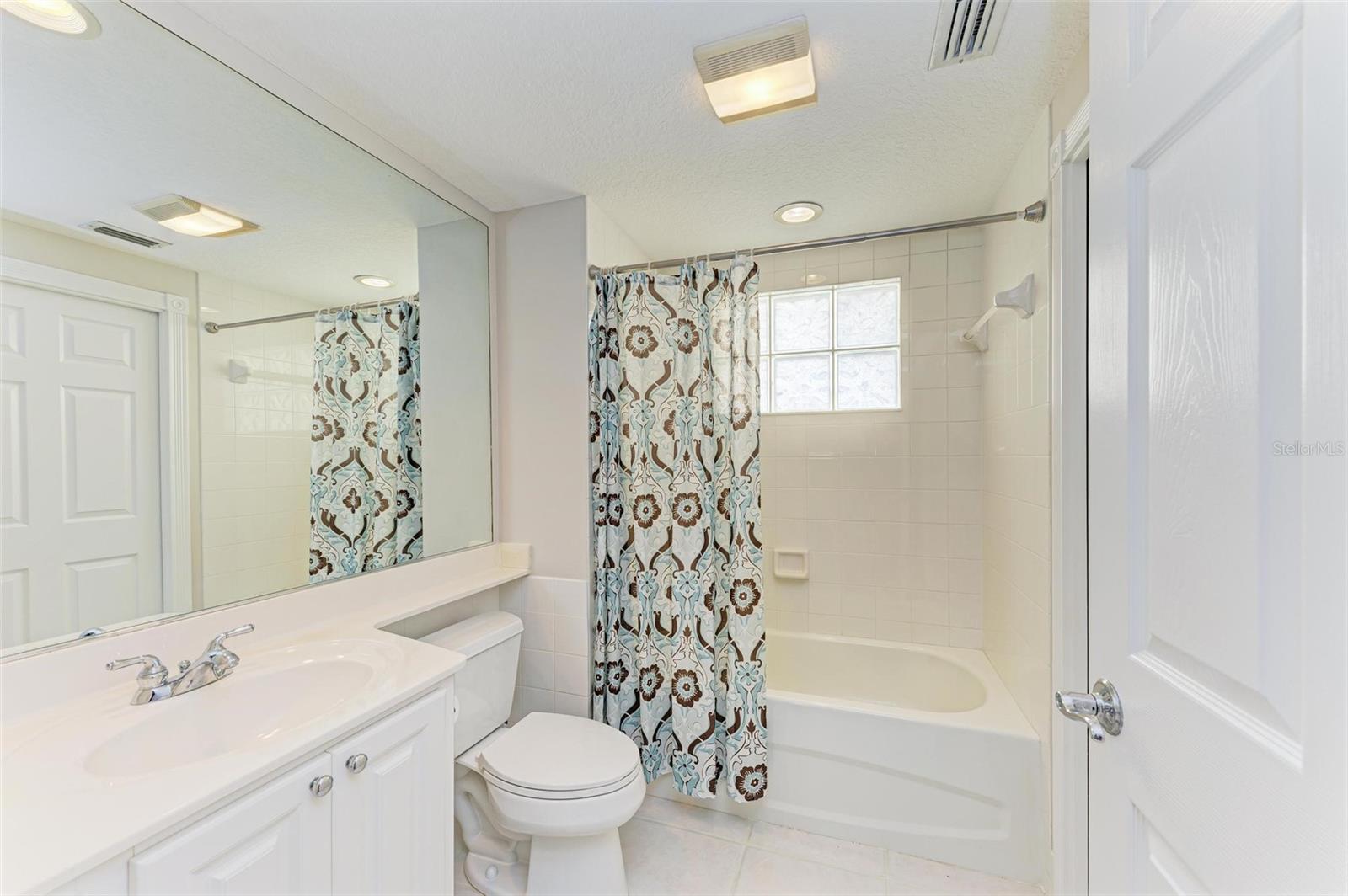 7879 BERGAMO AVE, SARASOTA, FL, 34238