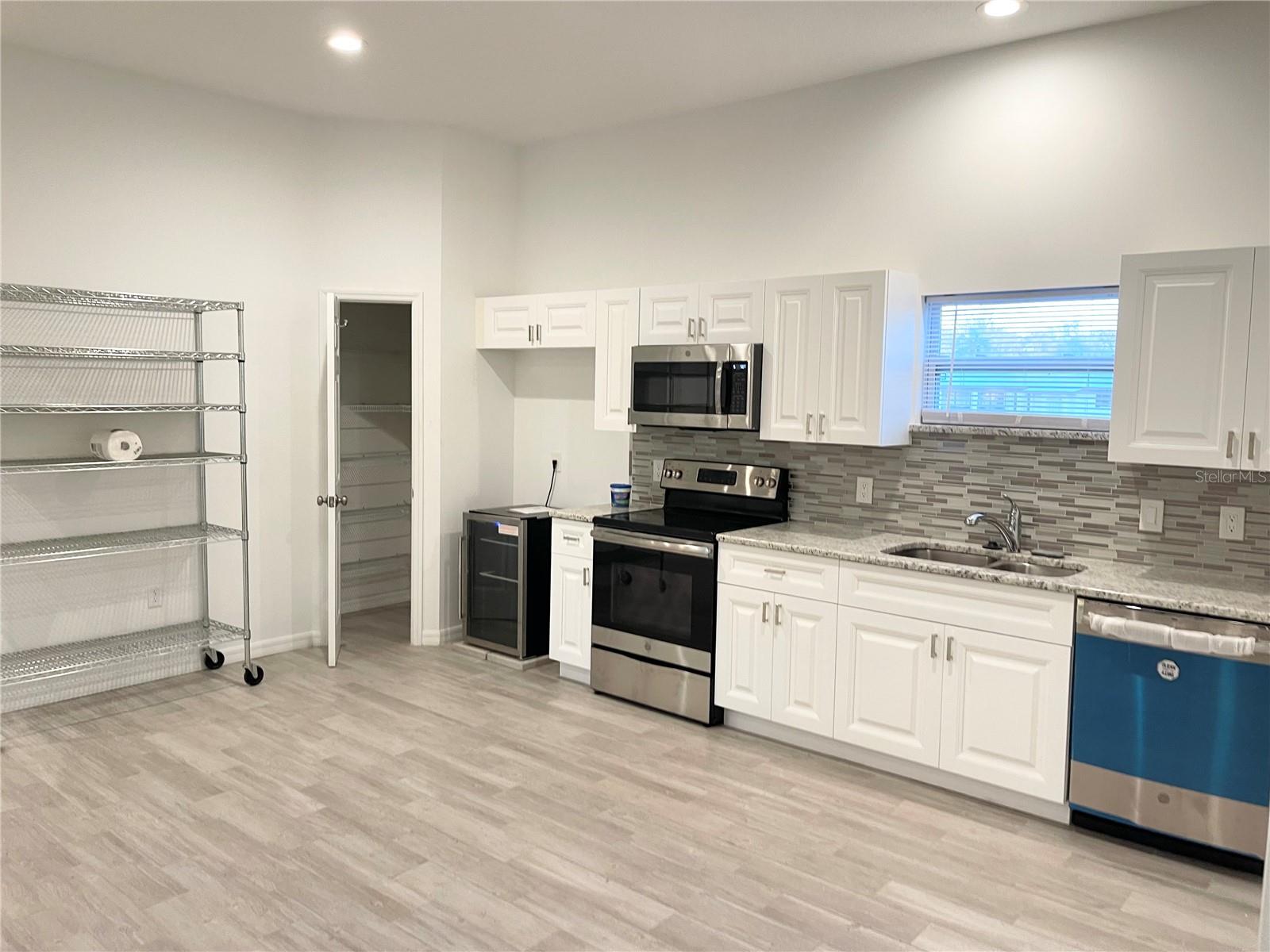 18506 KLINGLER CIR, PORT CHARLOTTE, FL, 33948