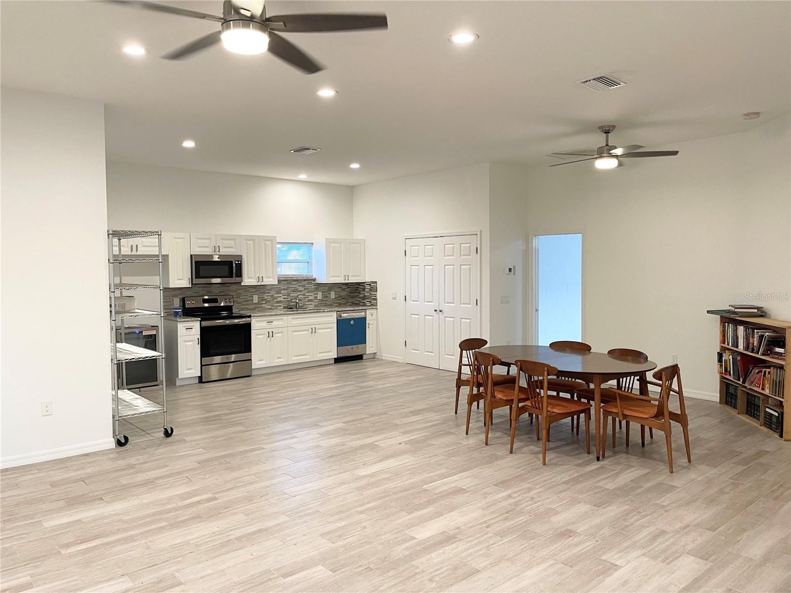 18506 KLINGLER CIR, PORT CHARLOTTE, FL, 33948
