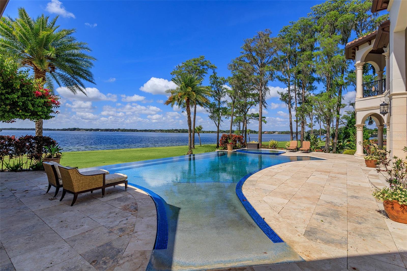 O6275556 Property Photo