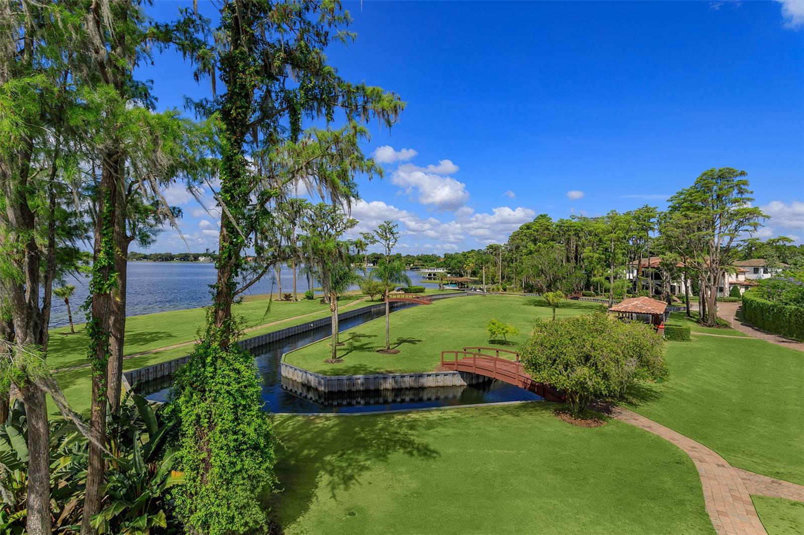 O6275556 Property Photo