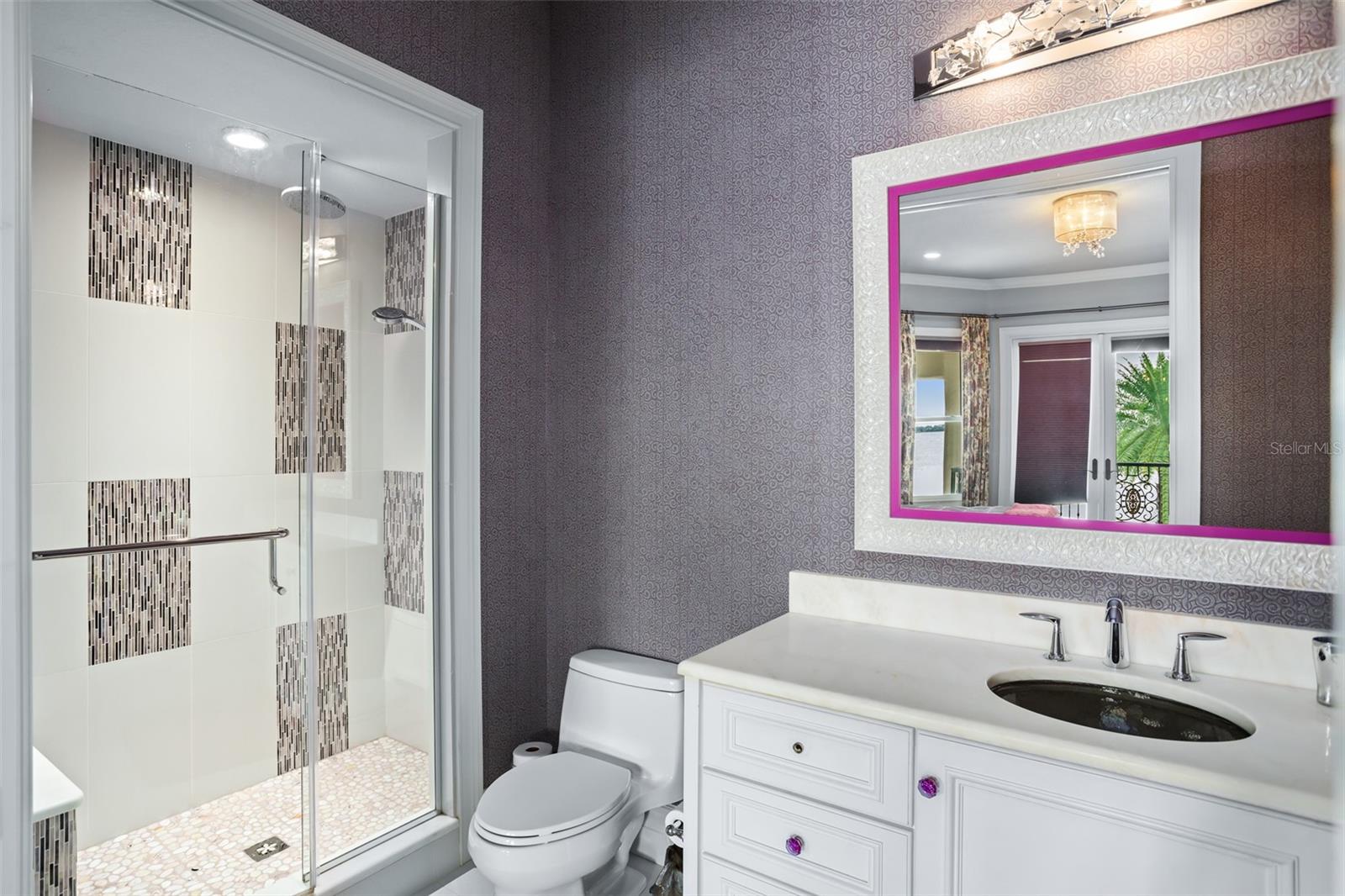 O6275556 Property Photo