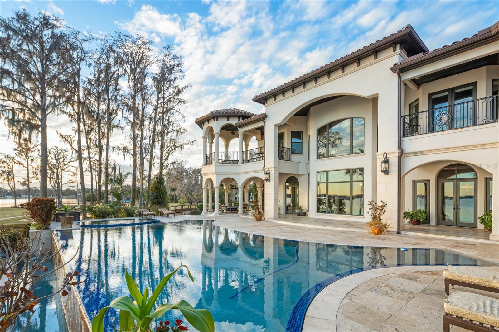 O6275556 Property Photo