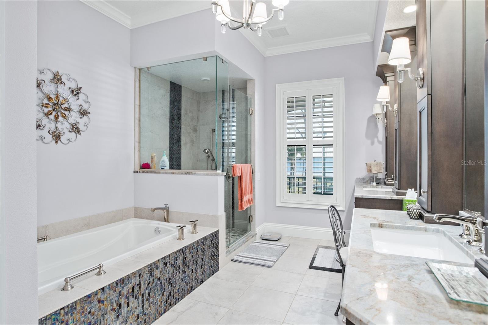 O6275556 Property Photo