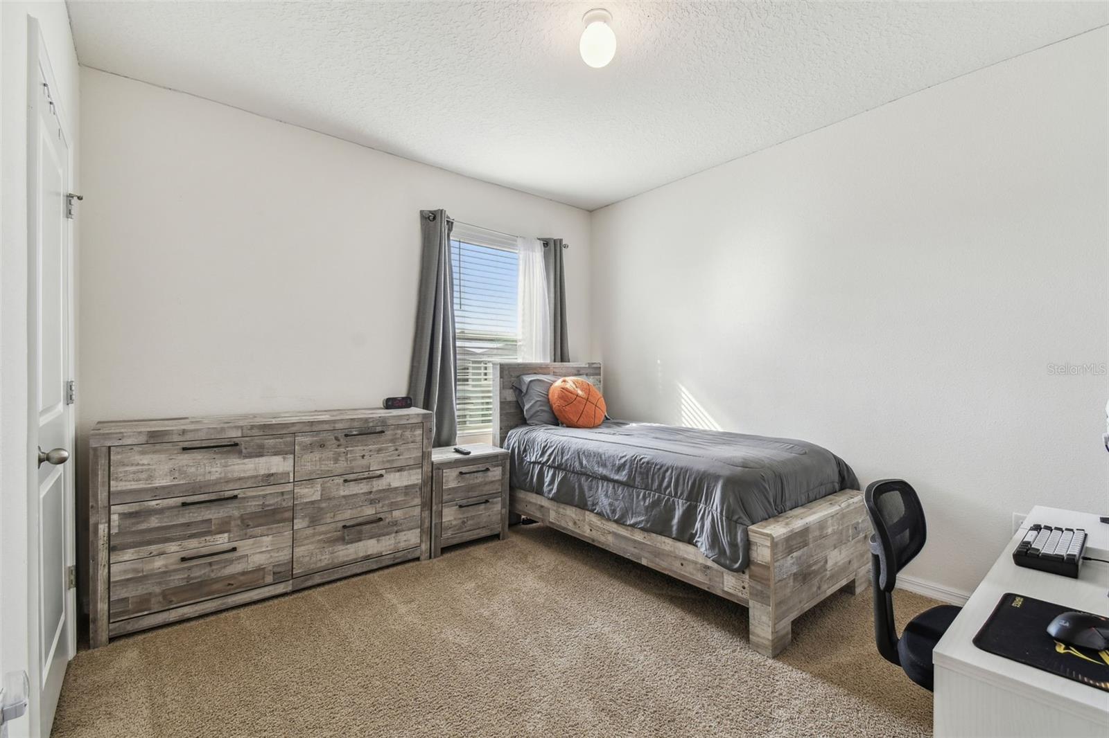 1540 GLEN GROVE LOOP, WESLEY CHAPEL, FL, 33543