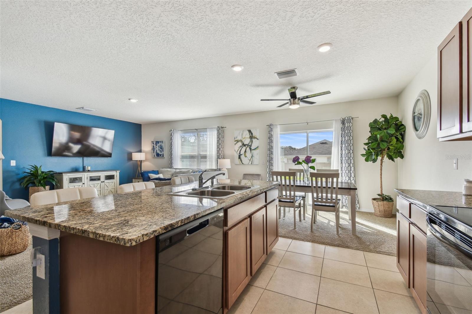 1540 GLEN GROVE LOOP, WESLEY CHAPEL, FL, 33543