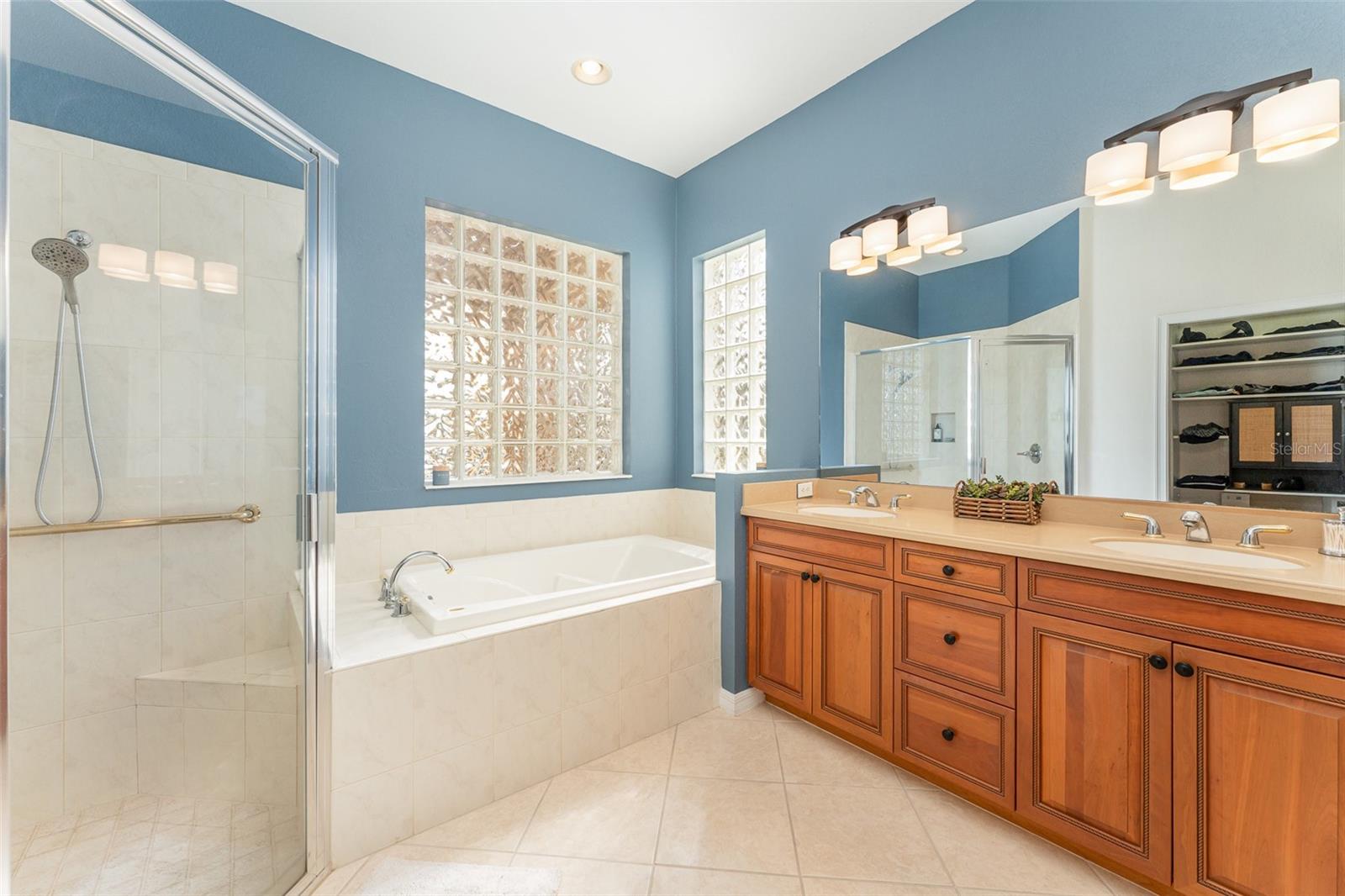 108 SAVONA CT, NORTH VENICE, FL, 34275