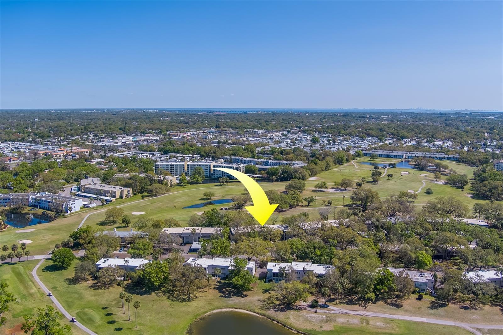 64 COUNTRY CLUB DR, LARGO, FL, 33771