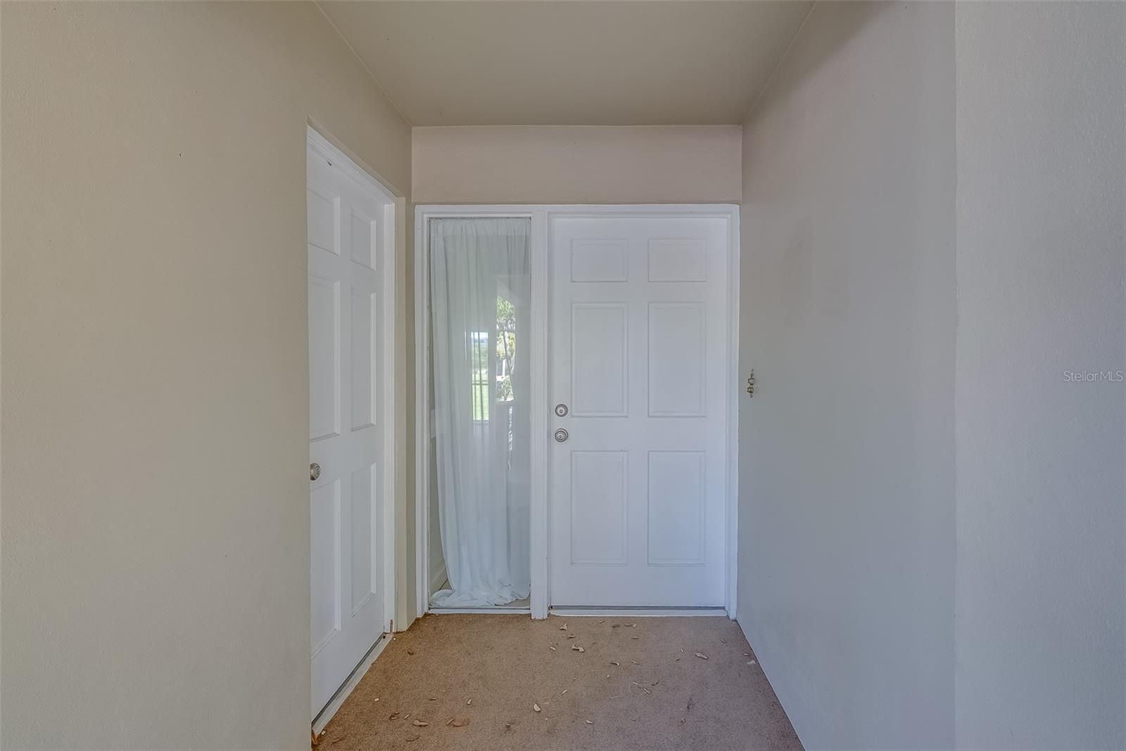 64 COUNTRY CLUB DR, LARGO, FL, 33771