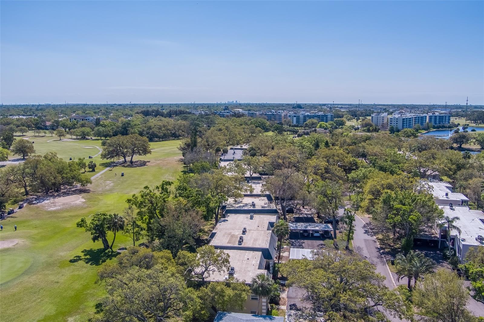 64 COUNTRY CLUB DR, LARGO, FL, 33771