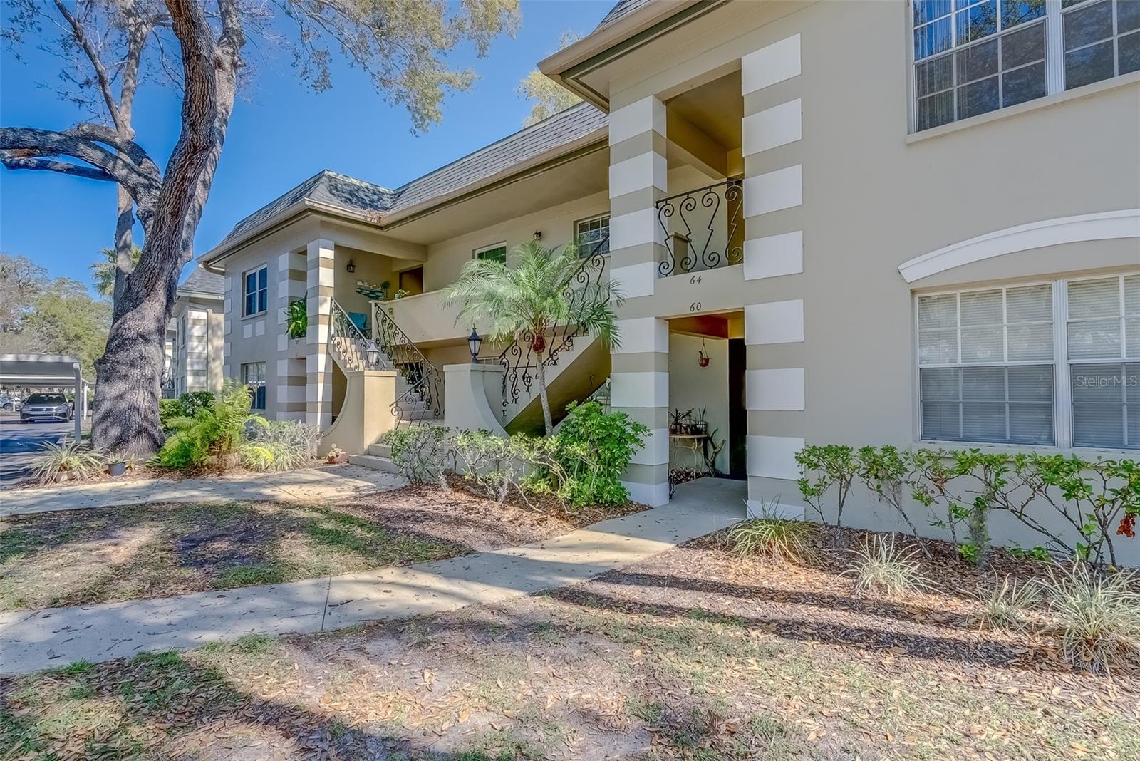 64 COUNTRY CLUB DR, LARGO, FL, 33771