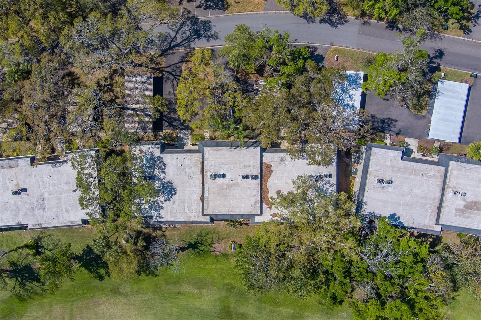 64 COUNTRY CLUB DR, LARGO, FL, 33771