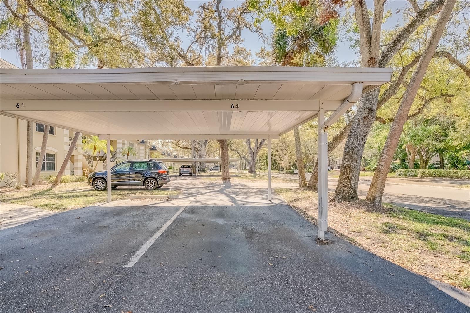 64 COUNTRY CLUB DR, LARGO, FL, 33771