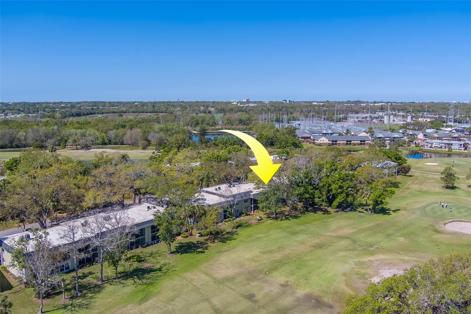 64 COUNTRY CLUB DR, LARGO, FL, 33771